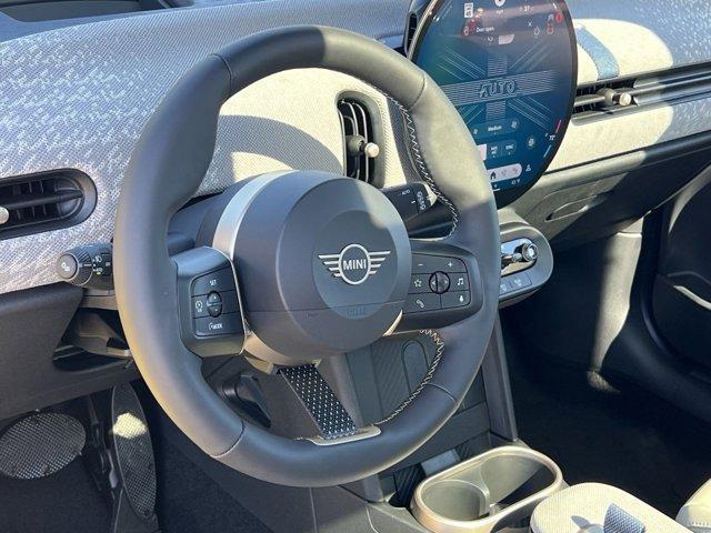 used 2025 MINI Hardtop car