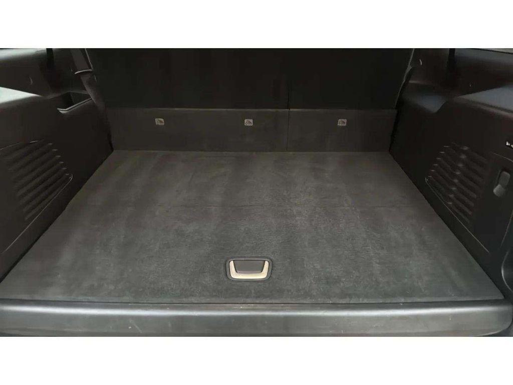 used 2018 Cadillac Escalade ESV car, priced at $38,598