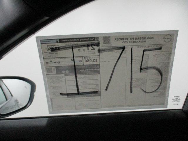 new 2025 Nissan Pathfinder car, priced at $46,260