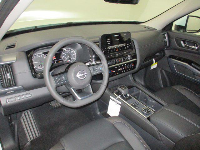 new 2025 Nissan Pathfinder car, priced at $44,913