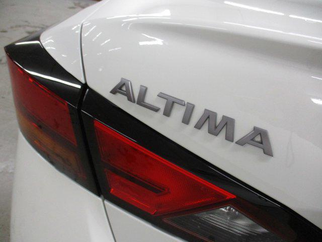 new 2025 Nissan Altima car, priced at $28,347