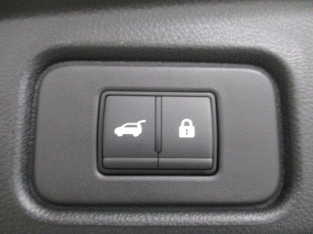 new 2025 Nissan Pathfinder car, priced at $45,070