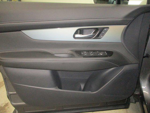 new 2025 Nissan Murano car, priced at $40,021