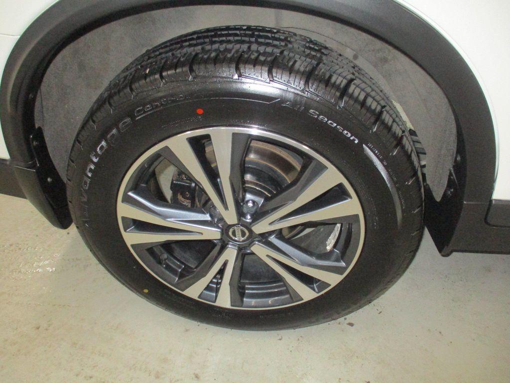 used 2017 Nissan Rogue car, priced at $17,575