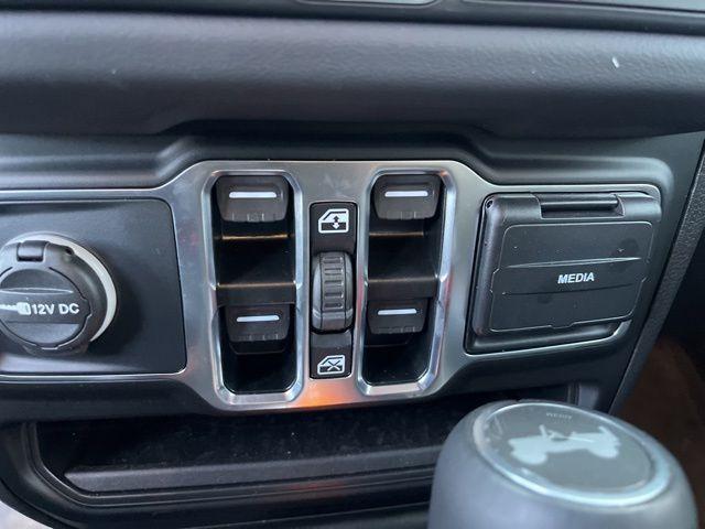 used 2025 Jeep Wrangler car, priced at $45,636