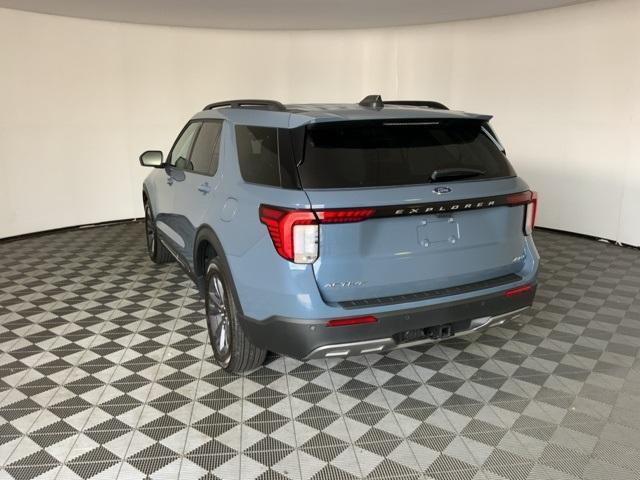 new 2025 Ford Explorer car, priced at $41,217