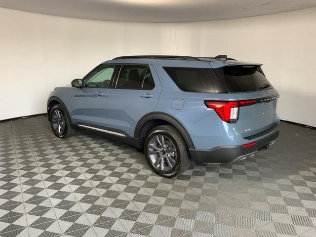 new 2025 Ford Explorer car, priced at $41,217