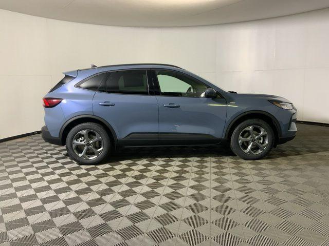 new 2026 Ford Escape car, priced at $39,017