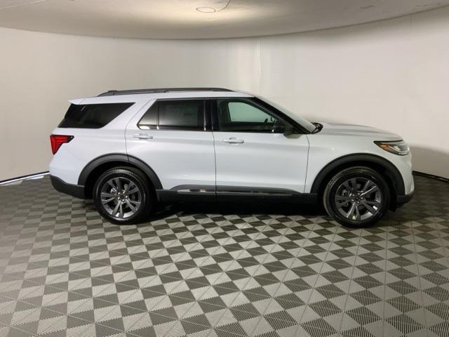 new 2025 Ford Explorer car, priced at $38,000
