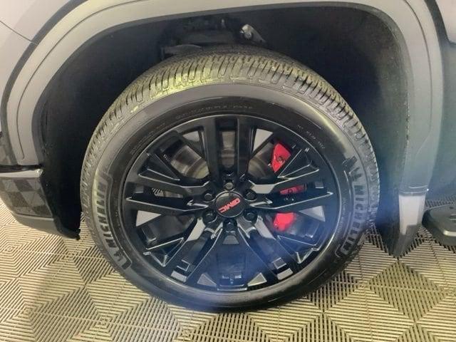 used 2022 GMC Sierra 1500 car, priced at $40,575