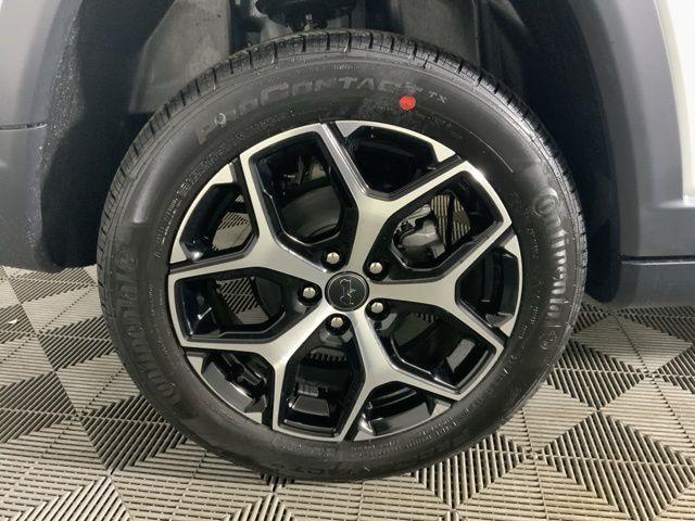 new 2026 Jeep Compass car, priced at $39,350