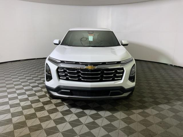 new 2026 Chevrolet Equinox car, priced at $35,490