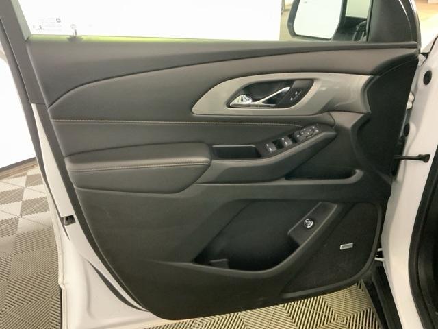 used 2020 Chevrolet Traverse car, priced at $17,318