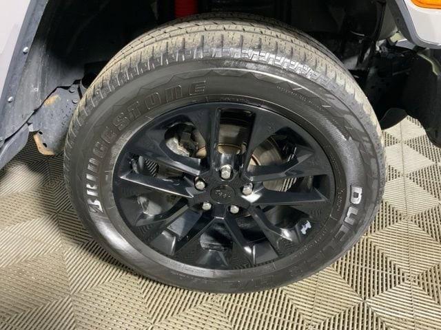 used 2023 Jeep Gladiator car, priced at $32,272