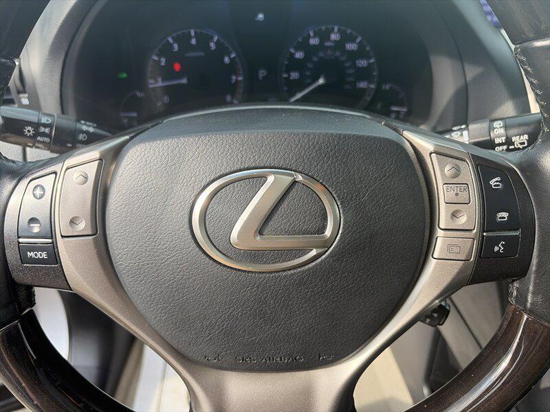 Lexus RX view 20