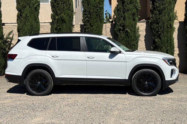 new 2026 Volkswagen Atlas car, priced at $49,906