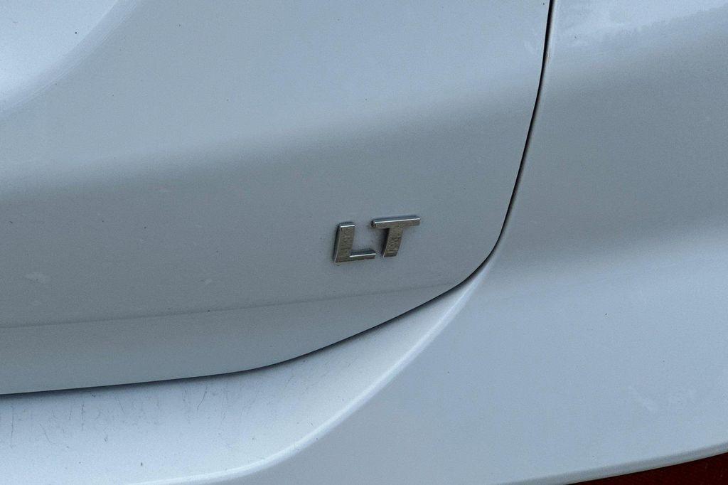 used 2018 Chevrolet Equinox car, priced at $10,495