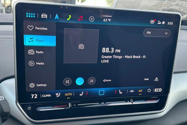 new 2025 Volkswagen ID.4 car, priced at $43,495