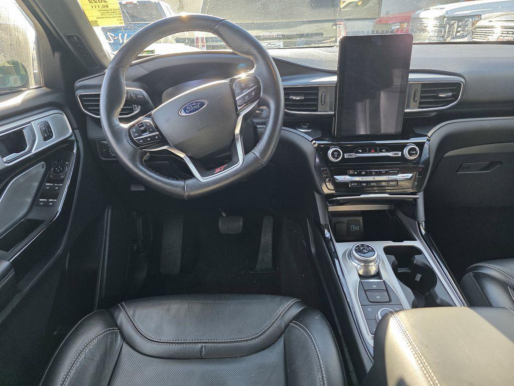 used 2022 Ford Explorer car, priced at $32,994