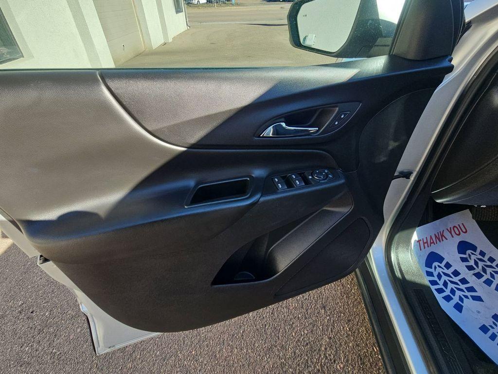 used 2022 Chevrolet Equinox car, priced at $17,998