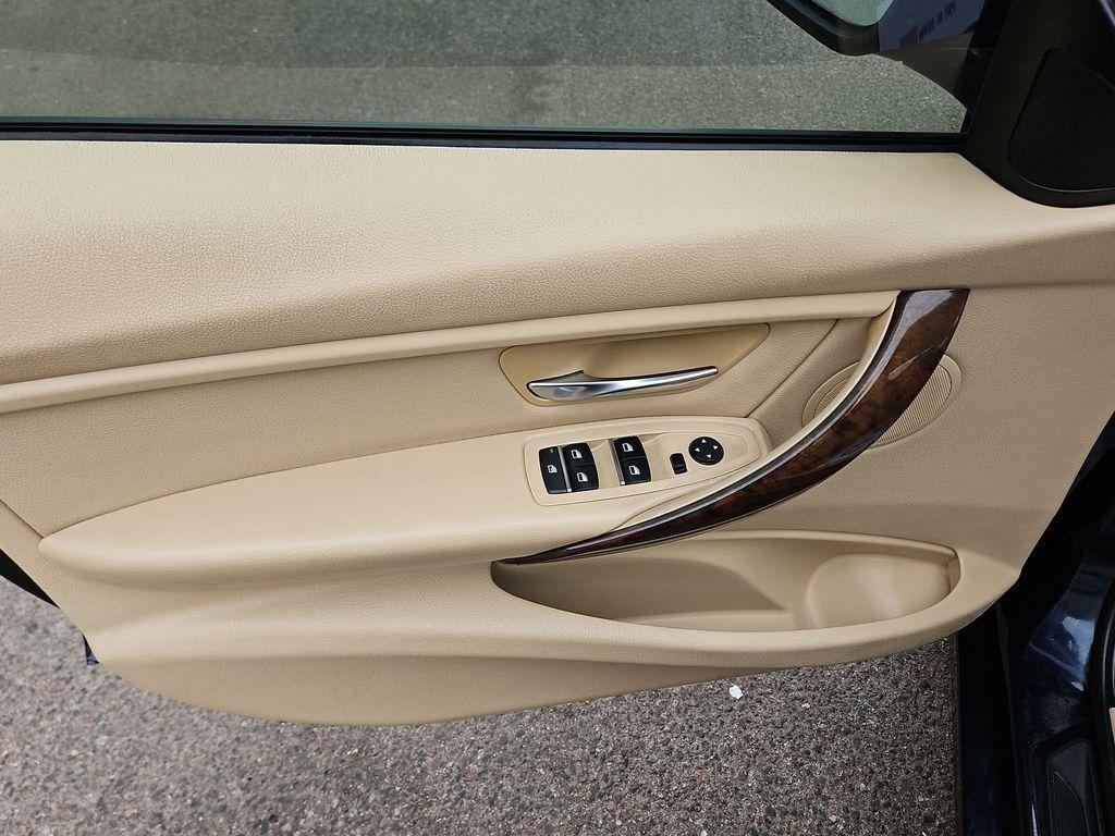 used 2016 BMW 320 car