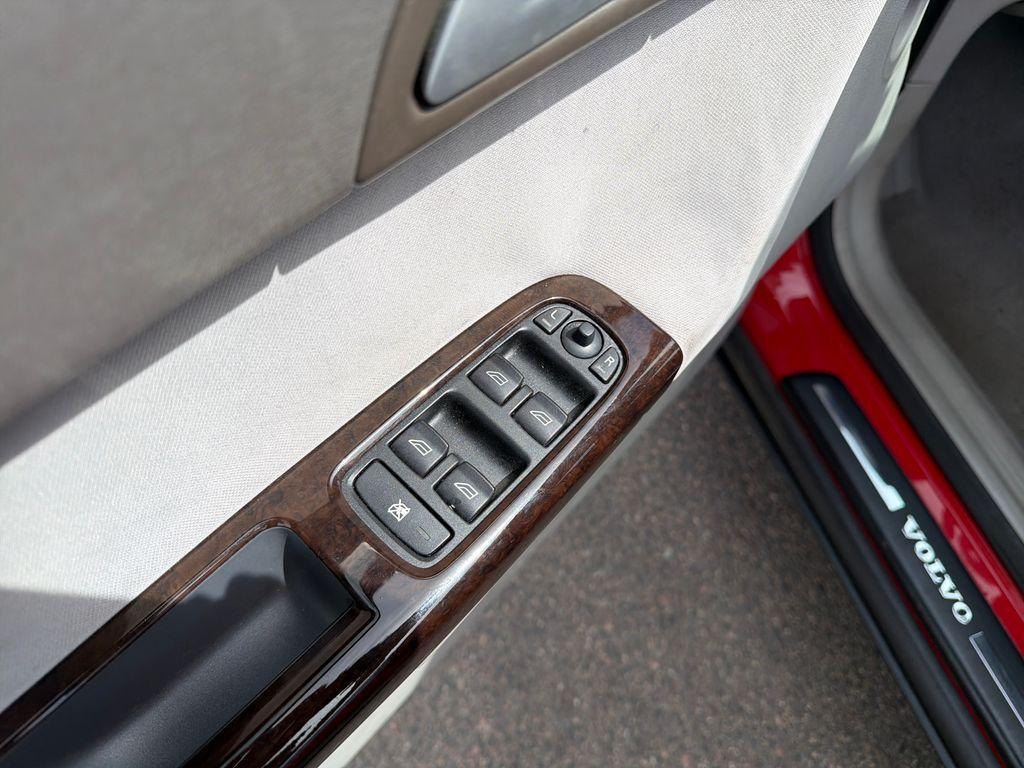 used 2007 Volvo S40 car, priced at $5,793