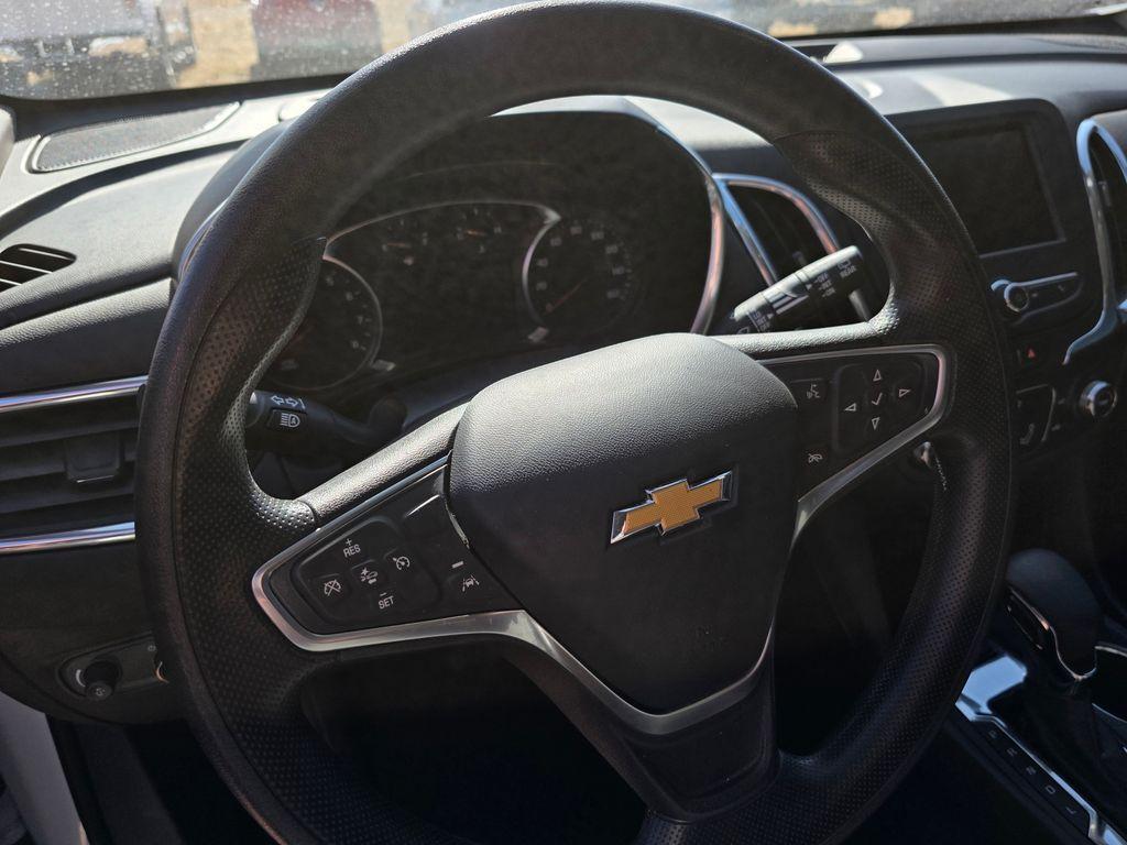 used 2023 Chevrolet Equinox car, priced at $20,994