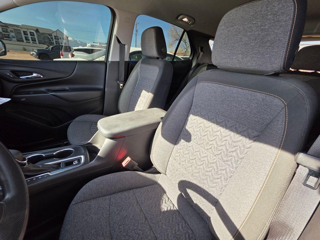 used 2023 Chevrolet Equinox car, priced at $20,994