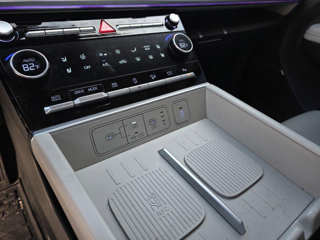 used 2024 Hyundai Santa Fe car, priced at $34,994