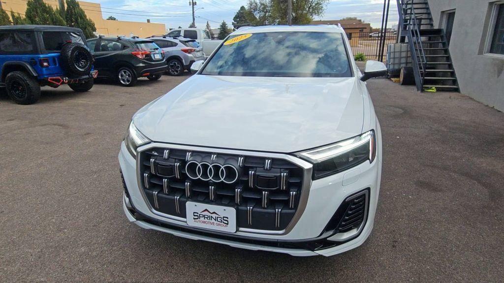 used 2025 Audi Q7 car, priced at $52,998
