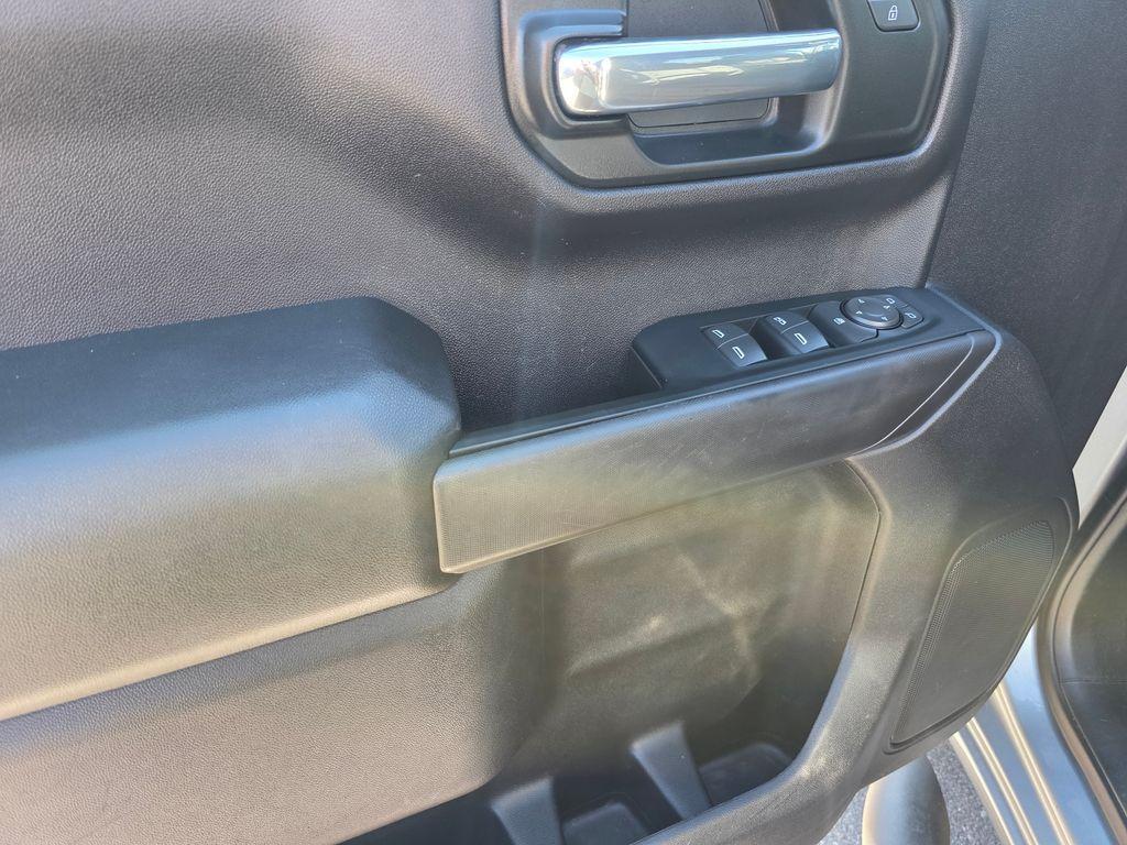 used 2024 Chevrolet Silverado 1500 car, priced at $43,994