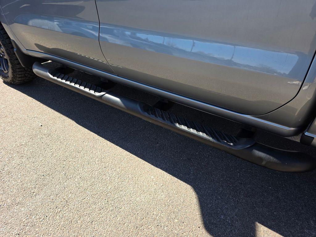 used 2024 Chevrolet Silverado 1500 car, priced at $43,994