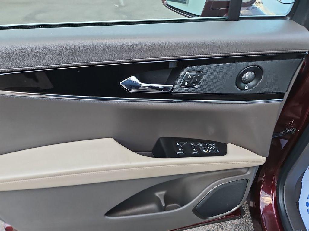 used 2021 Lincoln Nautilus car, priced at $29,998