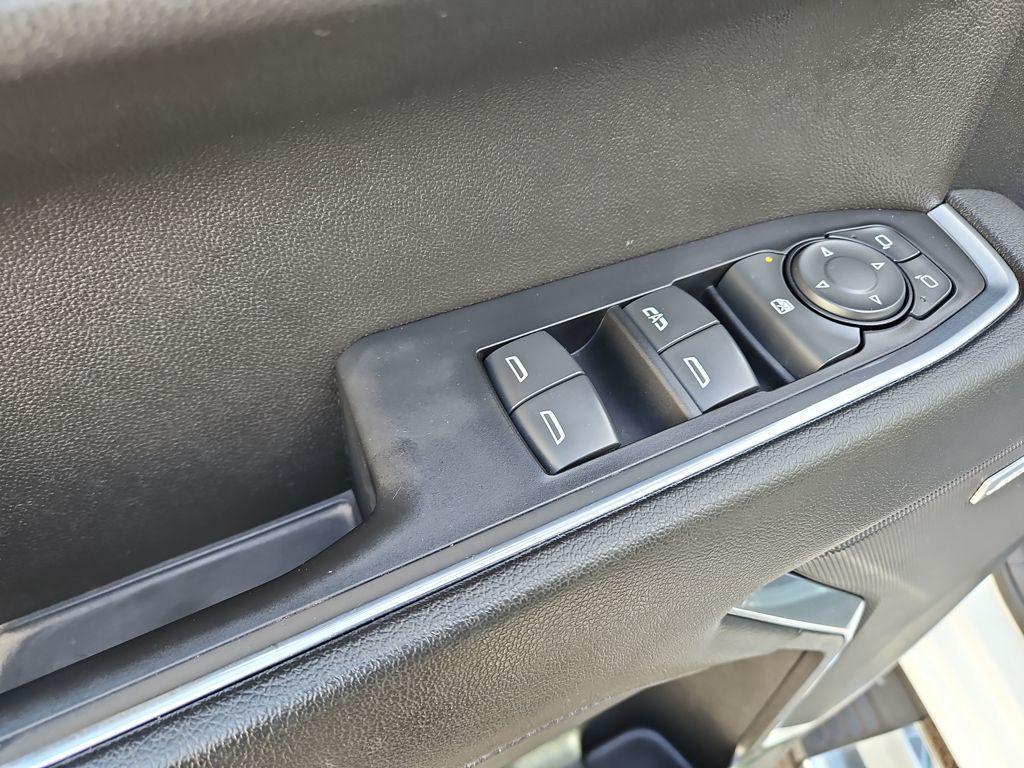 used 2022 GMC Sierra 1500 car, priced at $39,994