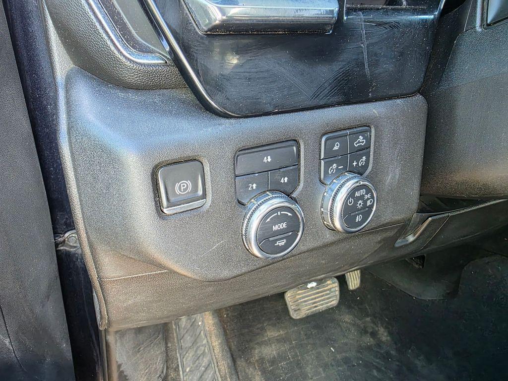 used 2024 GMC Sierra 2500 car, priced at $41,994