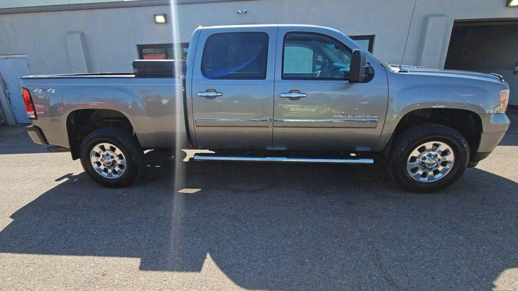 used 2014 GMC Sierra 2500 car, priced at $29,998