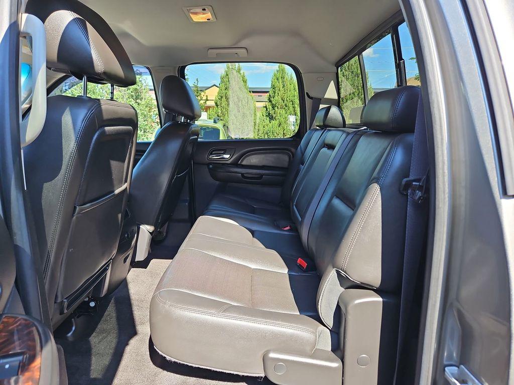 used 2014 GMC Sierra 2500 car, priced at $29,998