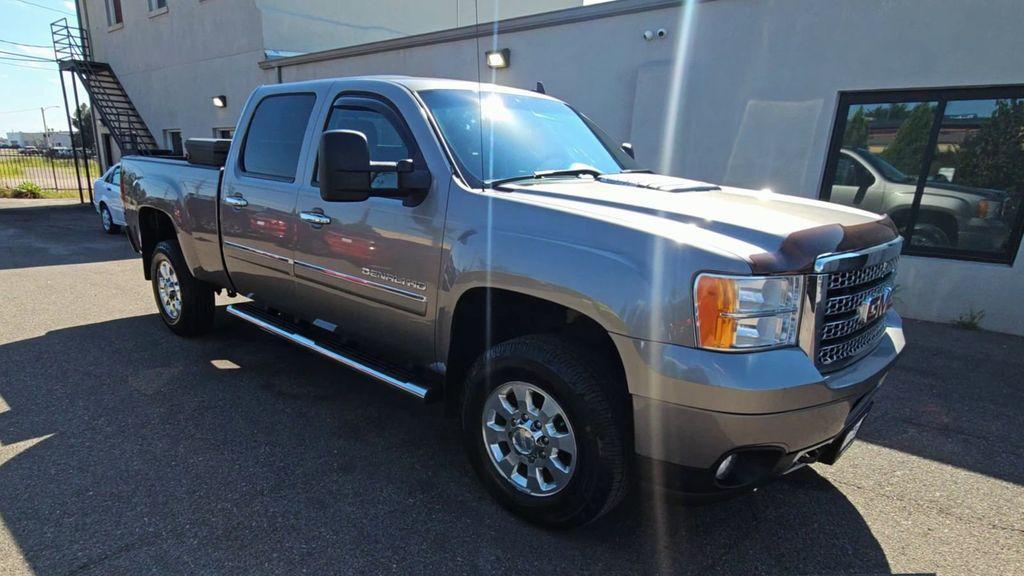 used 2014 GMC Sierra 2500 car, priced at $29,998