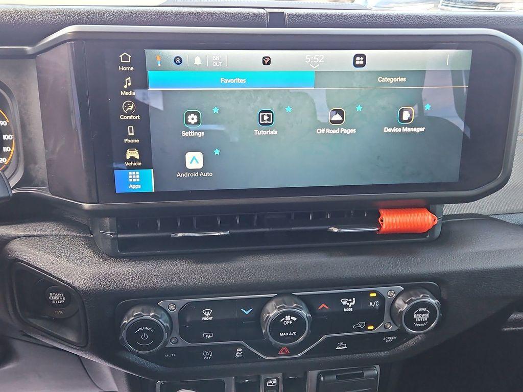 used 2024 Jeep Gladiator car, priced at $32,998