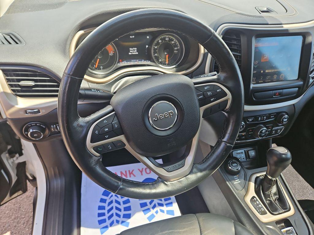 used 2016 Jeep Cherokee car, priced at $13,898