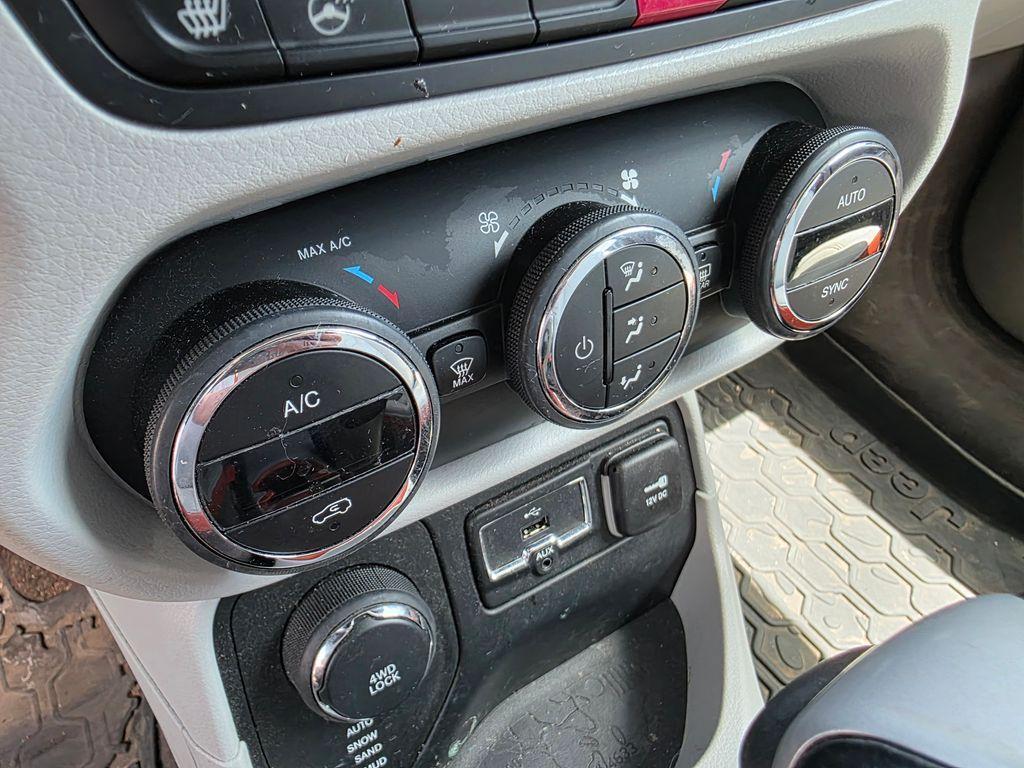 used 2016 Jeep Renegade car, priced at $10,998