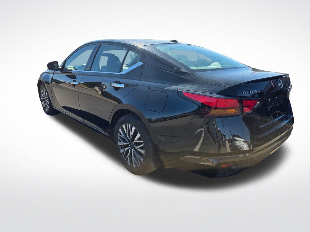 used 2023 Nissan Altima car, priced at $19,998
