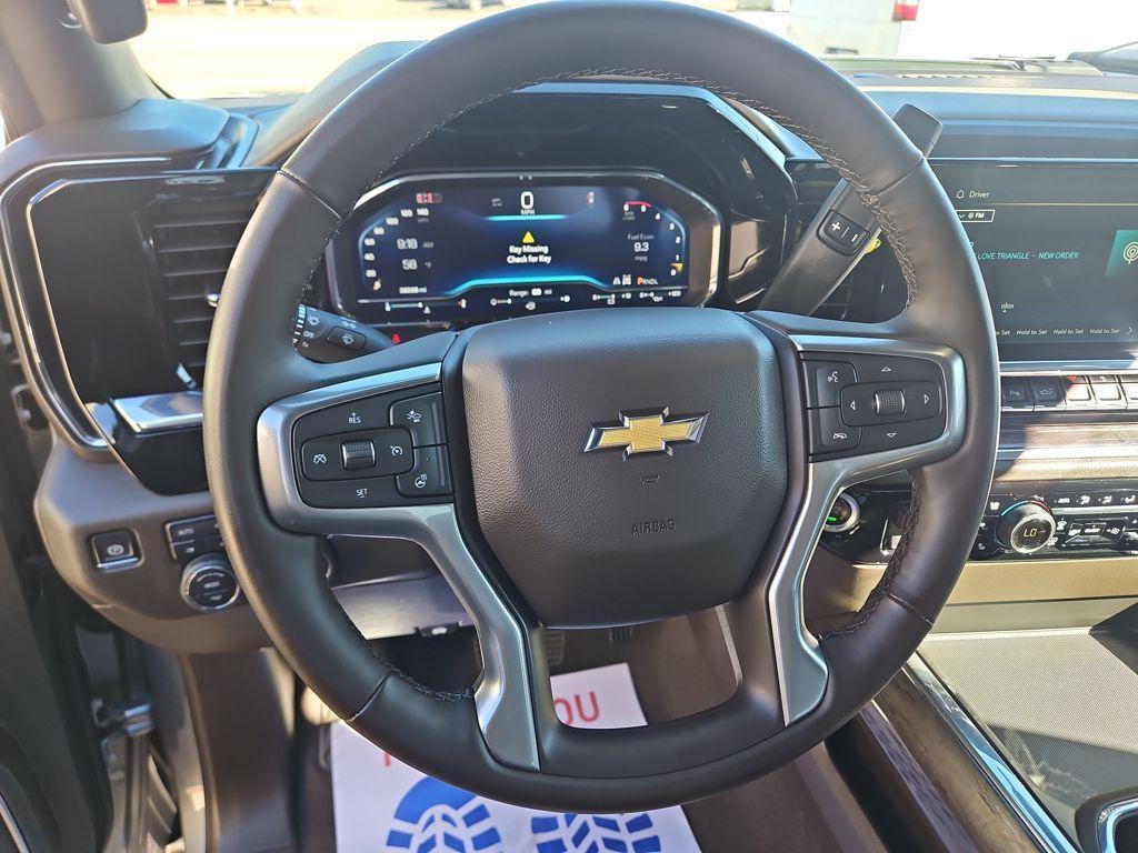 used 2025 Chevrolet Silverado 3500 car, priced at $68,994