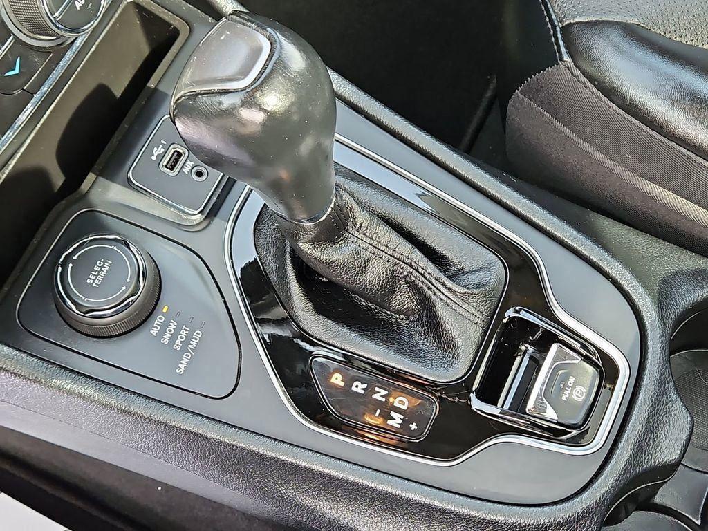 used 2022 Jeep Cherokee car, priced at $19,998