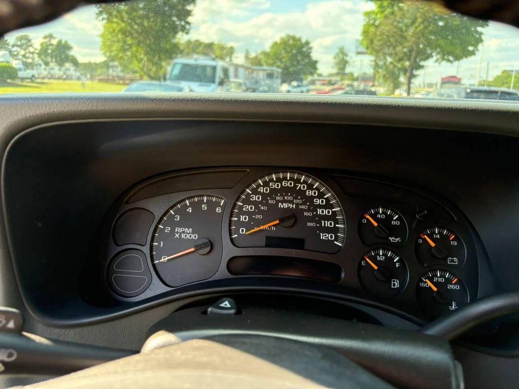 used 2005 Chevrolet Tahoe car, priced at $9,495