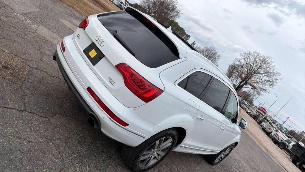 used 2015 Audi Q7 car, priced at $9,999