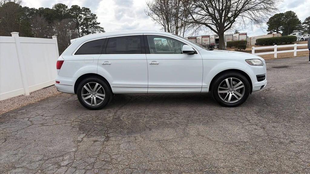 used 2015 Audi Q7 car, priced at $9,999