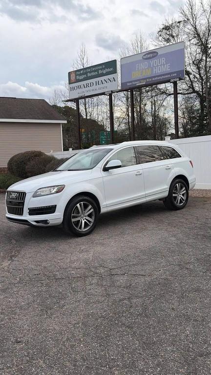 used 2015 Audi Q7 car, priced at $9,999