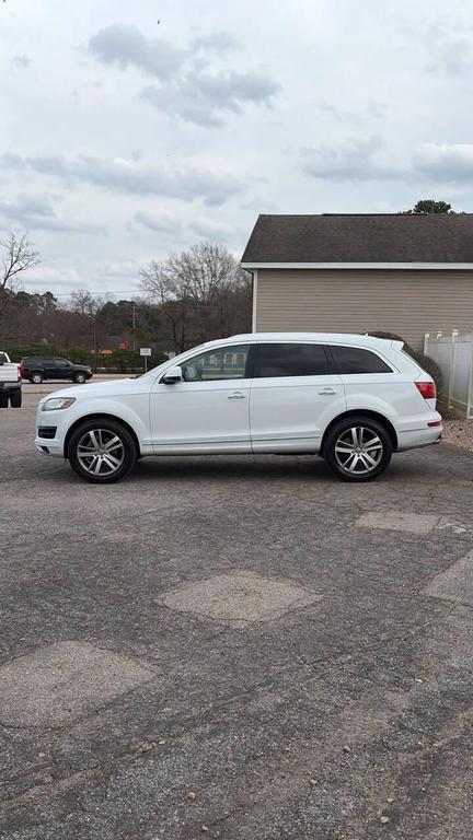 used 2015 Audi Q7 car, priced at $9,999