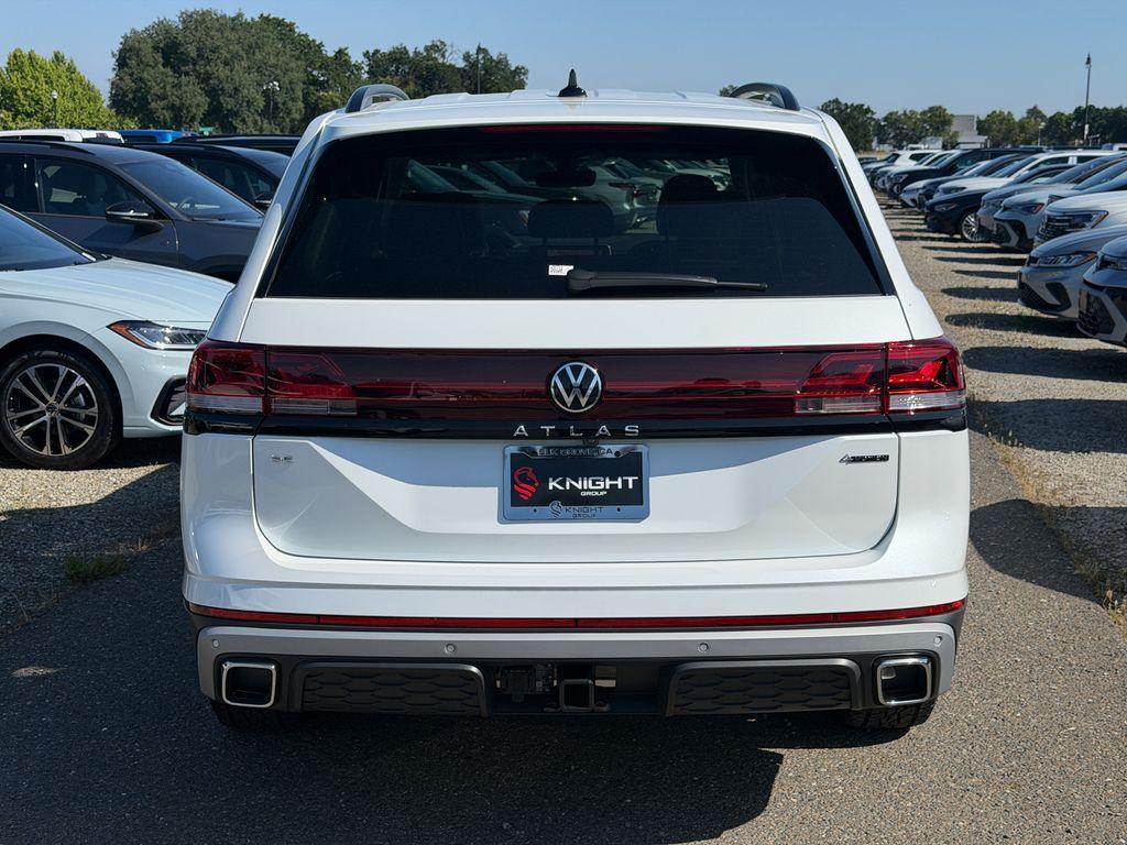 new 2026 Volkswagen Atlas car, priced at $45,079